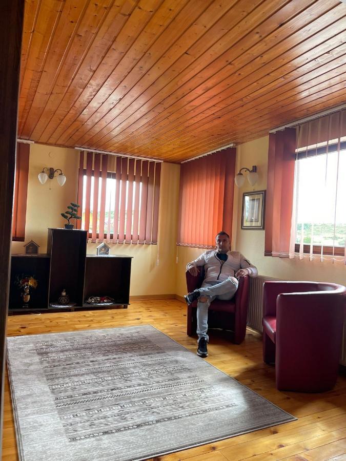 Pensiunea Ducu Scoreiu Extérieur photo